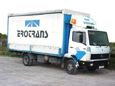 transport lorries with weekly routes